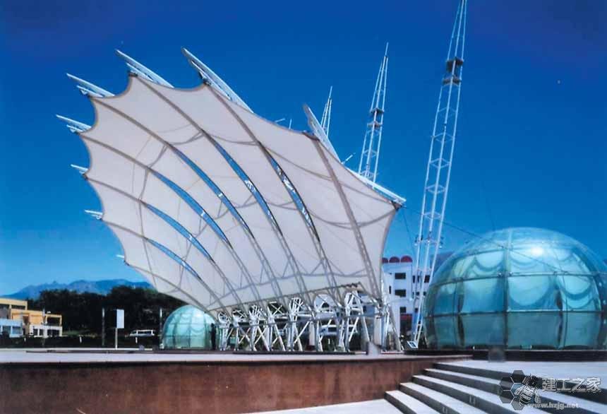 七台河车棚膜结构网架